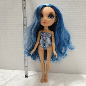 Rainbow High Swim And Style Skyler Bradshaw Fashion Doll w/‎ Swimsuit Blue Hair